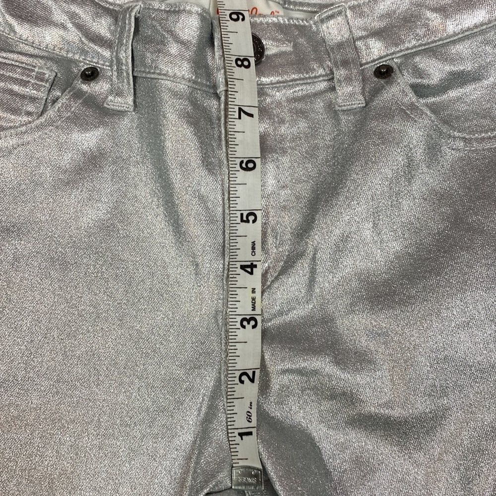 Metallic Silver Pants - Picture 6 of 7